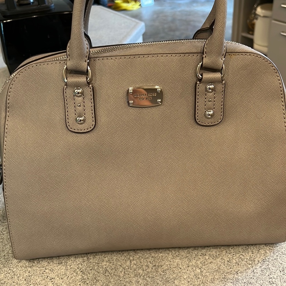 Michael Kors doctor style bag